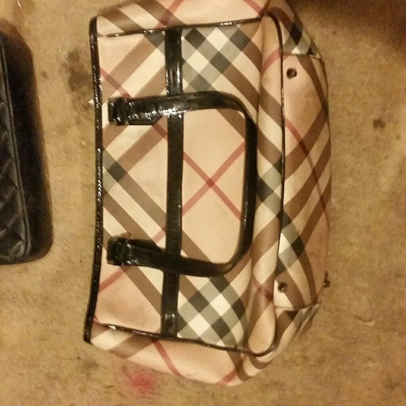 Purse - Picture 1 of 3